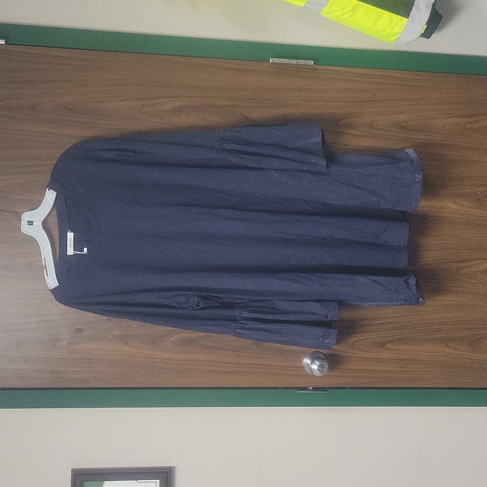 MAKE AN OFFER! Bell Sleeve Comfy Tunic Dress